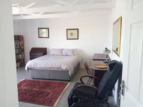 main-bedroom1-villa-1280