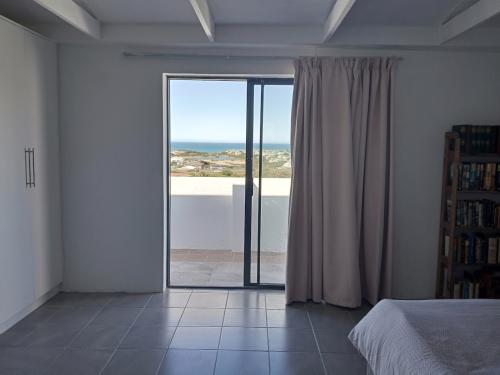 main-bedroom2-villa-1280